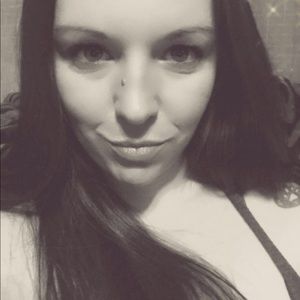 Meet your Posher, Sabrina